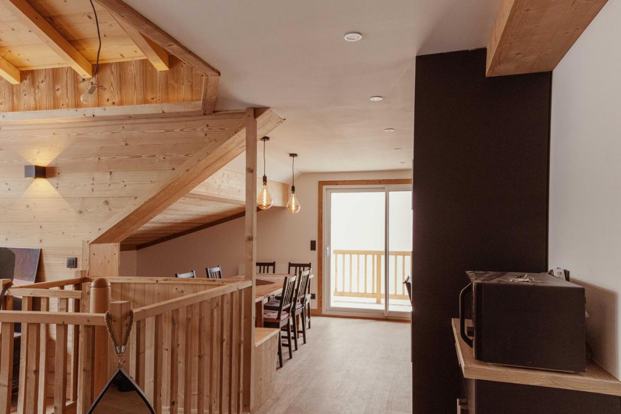 Le Chenaillet, Duplex Au Pied Des Pistes Et Spa Монженевр Екстер'єр фото
